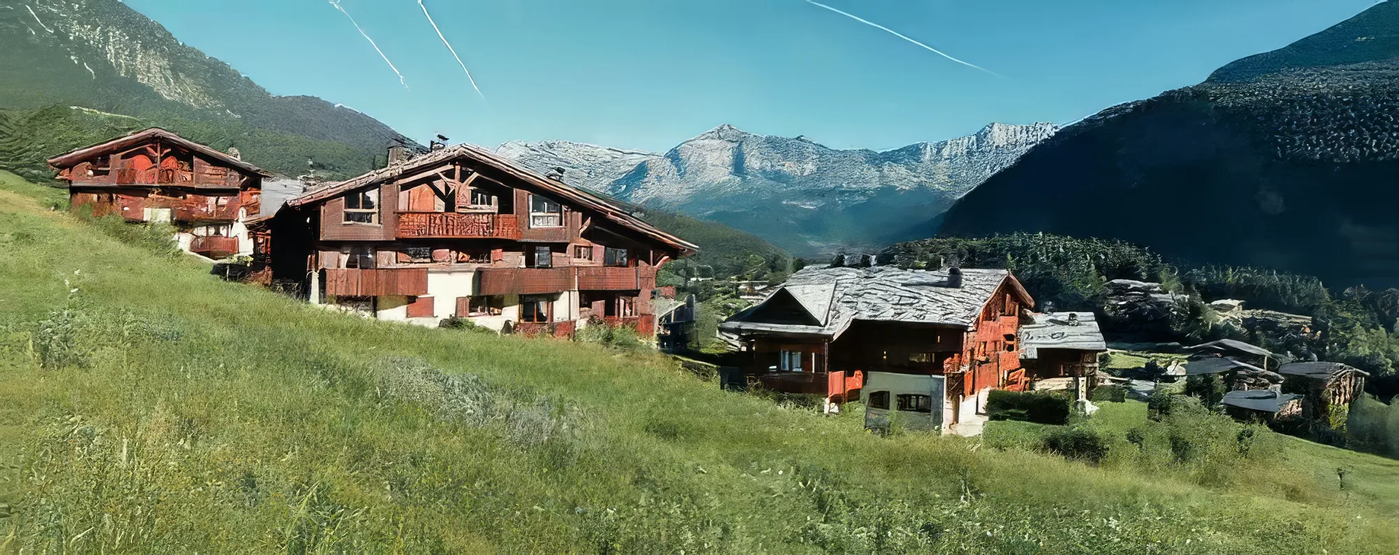 Les Hauts de Chavants in summer